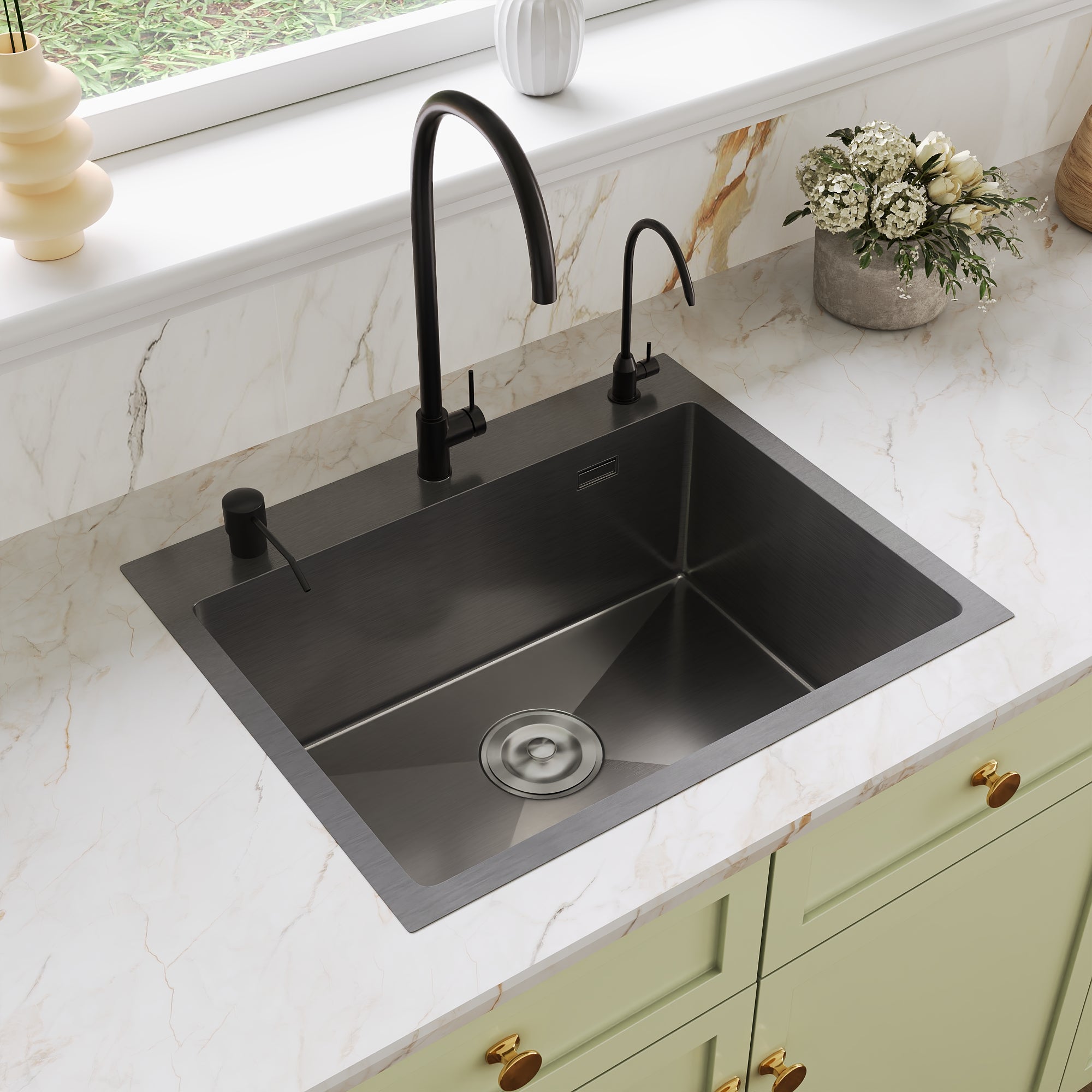 DeerValley DV-EU1K0390 55 cm x 45 cm Einbau-Küchenspüle mit Wasserhahn-Set, Nano-Schwarz Edelstahl Handgefertigte Aufsatzspüle mit großem Einzelbecken, ausziehbarem Abtropfkorb und Pop-up-Ablauf,DE